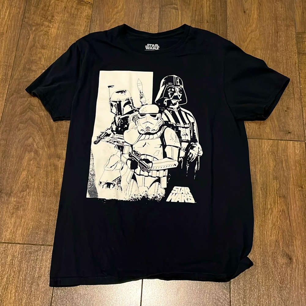 Star Wars tshirt, Fifth Sun brand, size Medium